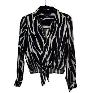 Sanctuary Girlfried Tie Front Botton-UP Shirt Size Medium